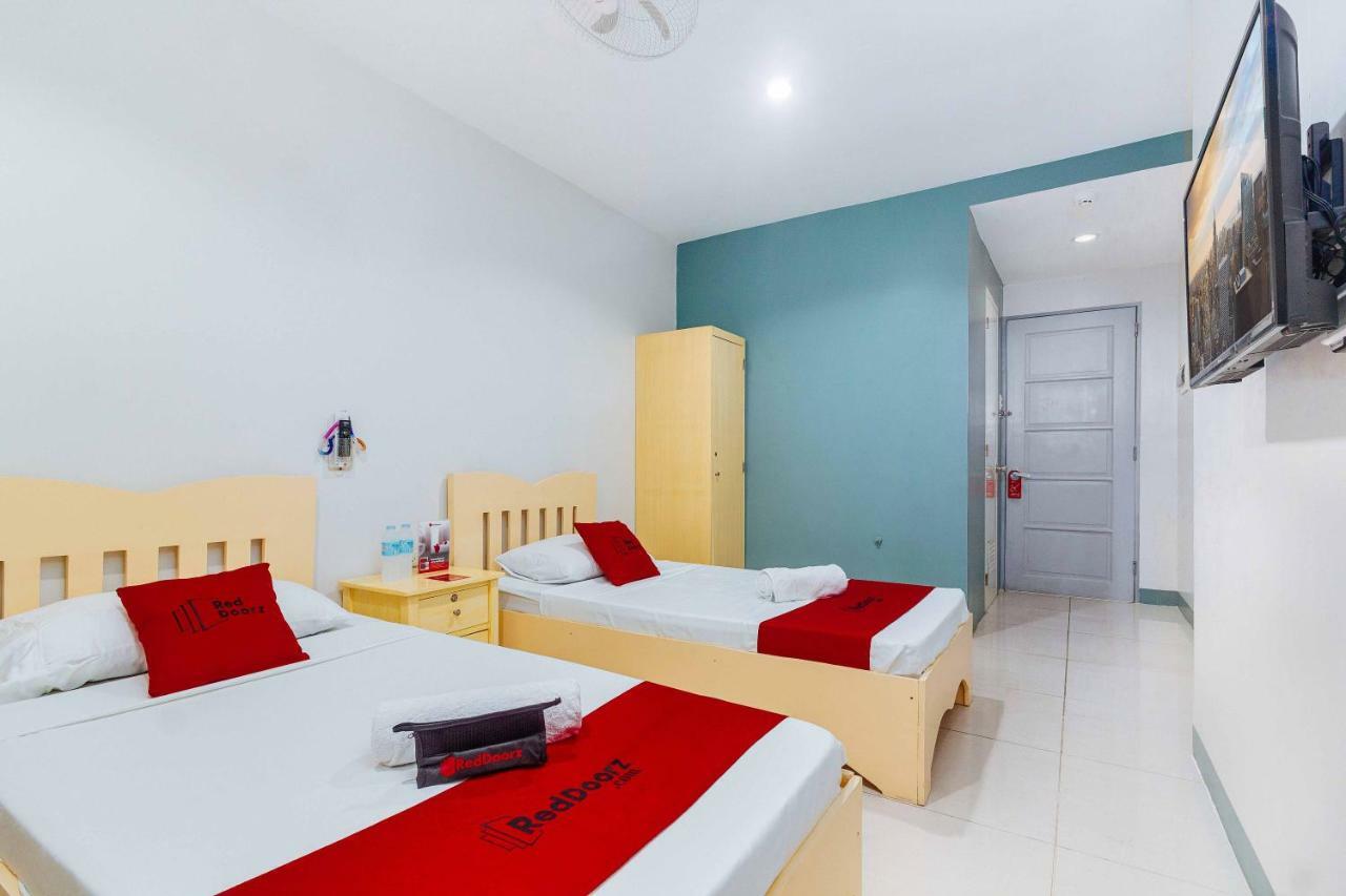 Reddoorz Near Cebu Metropolitan Cathedral Hotel Exterior foto